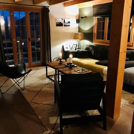 샬레 Cozy Chalet In With Private Terrace 라 초우마츠