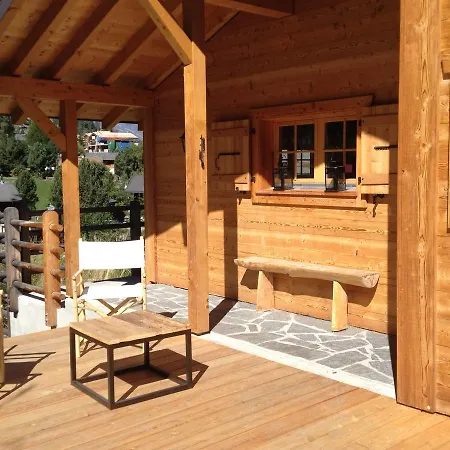 Cozy Chalet In With Private Terrace 라 초우마츠